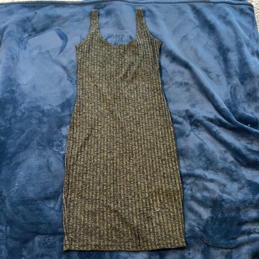 MIDI shape dress